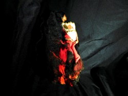 spanish dolls red black top view_03